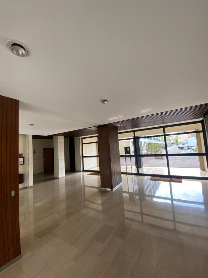 Grand Appartement Courbevoie Paris Exterior foto